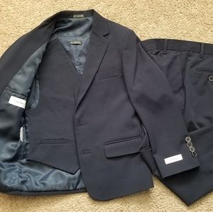 3 piece Calvin Klien Suit... Perfect for Easter !
